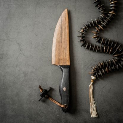 Image de Couteau en noyer et chêne des marais Opalin