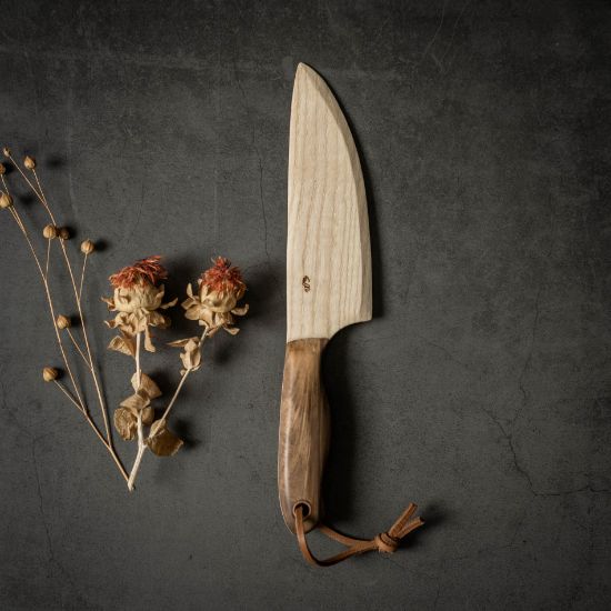 Image de Couteau en frêne et noyer