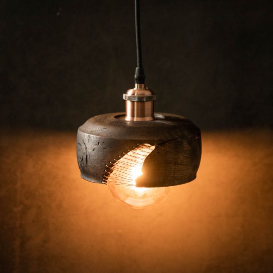 Image de Suspension en chêne Elara