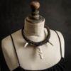Image de Collier tribal torque pendentif en érable Valkara