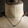 Image de Collier tribal torque pendentif en érable Valkara