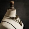 Image de Collier tribal talisman en noyer Thorn