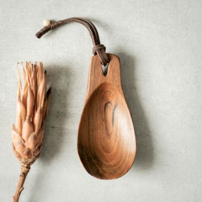 Image de Cuillère à épices en noyer Mawena