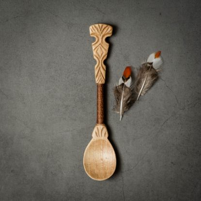 Image de Cuillère en noyer Ornements IV