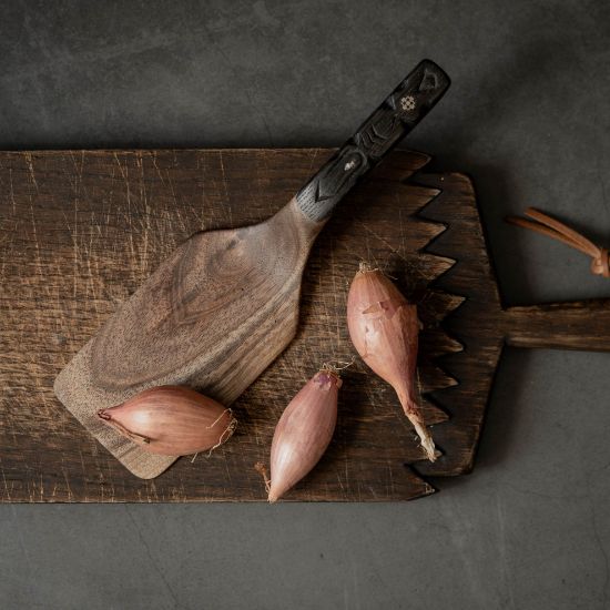 Image de Spatule de cuisine large en noyer karlka